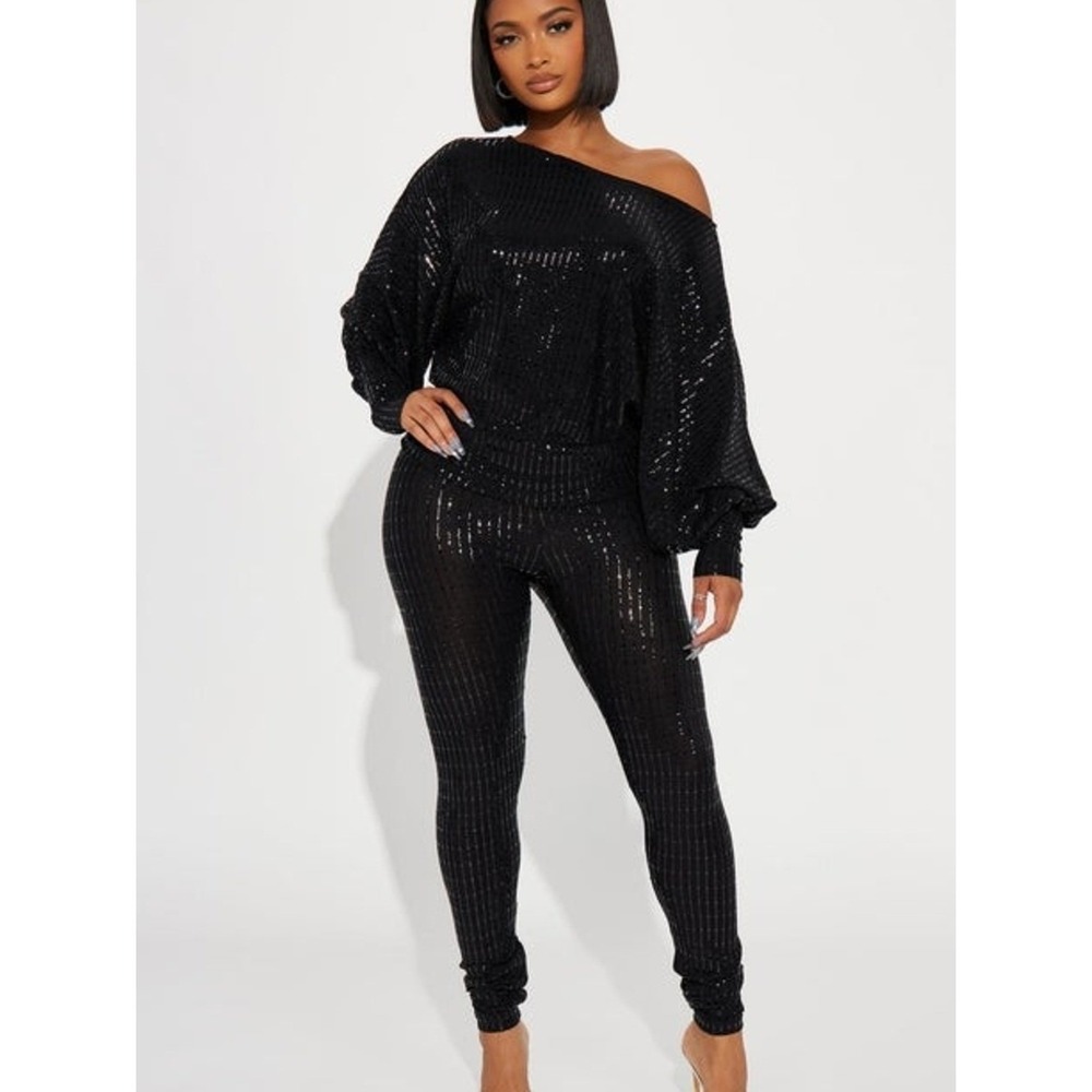 Fashion Nova Shining Star Black Sequin Off Shoulder 2 Piece Set M NWT
